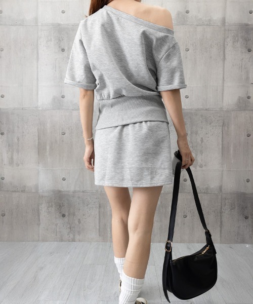 Miniministore(ミニミニストア)の「ガーリーセットアップ ワンオフショルダー(セットアップ・レディース・グレー・L/XL/M)」の22枚目の写真