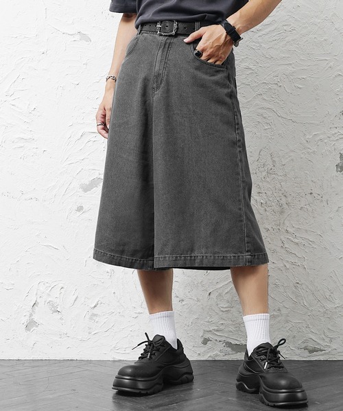 MinoriTY(マイノリティ)の「【MinoriTY】さら薄生地クロップドワイドバルーンデニムパンツ(デニムパンツ・メンズ・ライトブラック/ライトブルー・S/L/M)」の3枚目の写真
