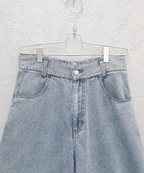 MinoriTY(マイノリティ)の「【MinoriTY】さら薄生地クロップドワイドバルーンデニムパンツ(デニムパンツ・メンズ・ライトブラック/ライトブルー・S/L/M)」の6枚目の写真