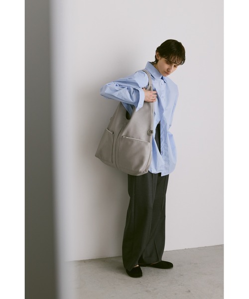 2WAYアウトポケットトライアングルバッグ / PC（16inch）収納