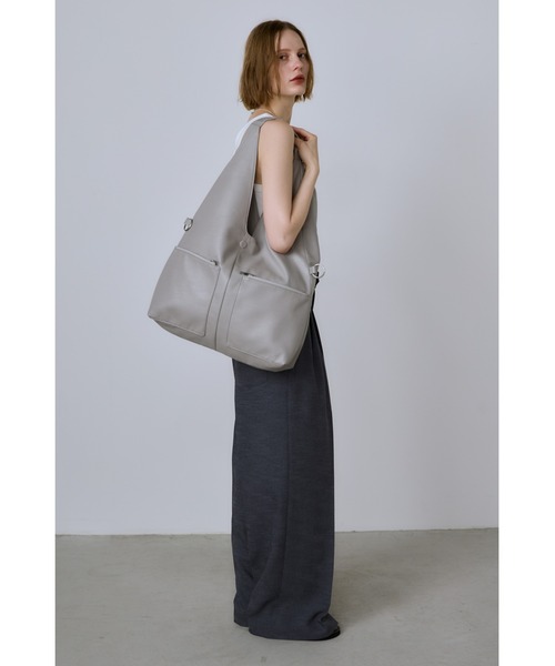 2WAYアウトポケットトライアングルバッグ / PC（16inch）収納