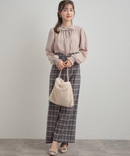 couture brooch（クチュールブローチ）の「【フェミニン・通勤】タイ付きピコフリルブラウス（シャツ/ブラウス・レディース・アイボリー/グレー/サンドベージュ・36/38/40/42）」の14枚目の写真