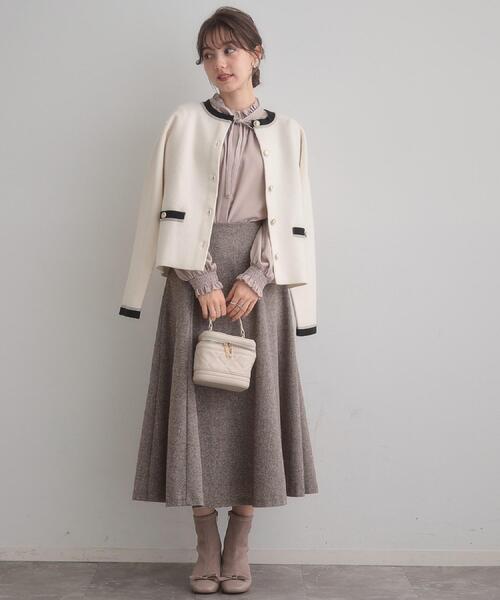 couture brooch（クチュールブローチ）の「【フェミニン・通勤】タイ付きピコフリルブラウス（シャツ/ブラウス・レディース・アイボリー/グレー/サンドベージュ・36/38/40/42）」の17枚目の写真