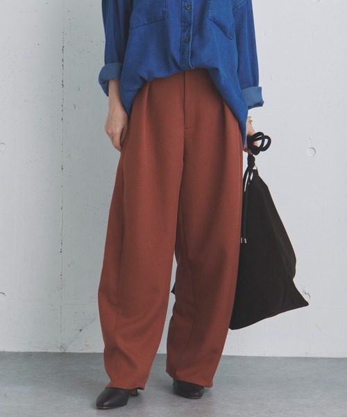 Doux archives(ドゥアルシーヴ)の「機能性ストレッチコクーンパンツ(その他パンツ・レディース・ブラック/ピンク/テラコッタ・36/38)」の2枚目の写真