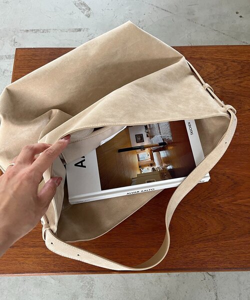 セール】【WEB限定カラー・ブラック/大容量】2WAYワンハンドルバッグ