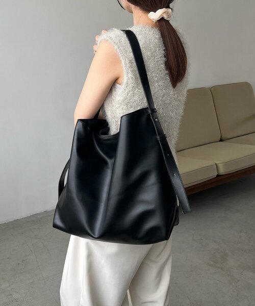 セール】【WEB限定カラー・ブラック/大容量】2WAYワンハンドルバッグ