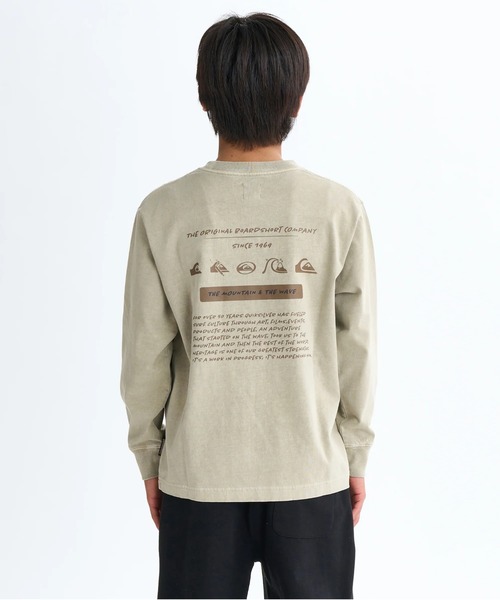 Quiksilver（クイックシルバー）の「BW HISTORY POCKET LT /クイックシルバーキッズ胸ポケットワンポイントバックプリント長袖ロンT（Tシャツ/カットソー・キッズ・ブラック/ホワイト/ベージュ・160/150/140/130）」の8枚目の写真