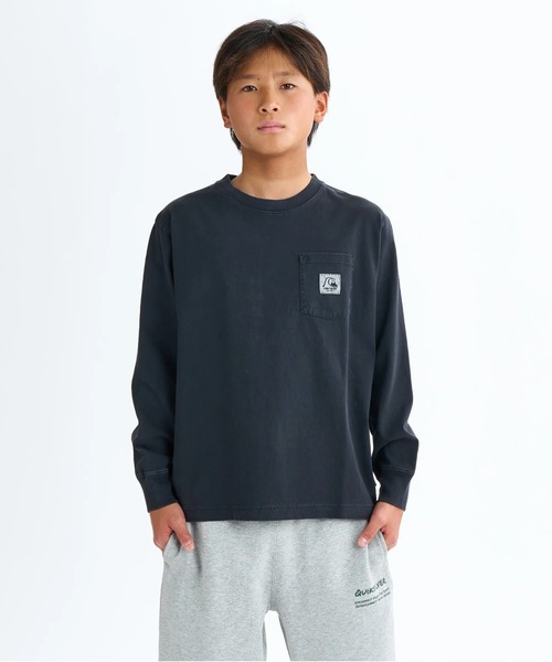 Quiksilver（クイックシルバー）の「BW HISTORY POCKET LT /クイックシルバーキッズ胸ポケットワンポイントバックプリント長袖ロンT（Tシャツ/カットソー・キッズ・ブラック/ホワイト/ベージュ・160/150/140/130）」の16枚目の写真