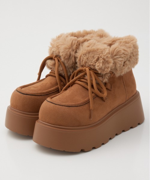 RODEO CROWNS WIDE BOWL（ロデオクラウンズワイドボウル）の「フェイクムートンショートブーツ（ブーツ・レディース・グレー/ブラウン系その他/ベージュ・LARGE/MEDIUM）」の3枚目の写真