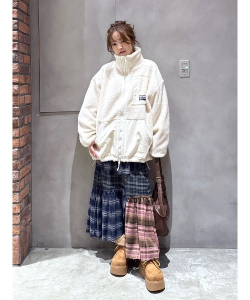 RODEOCROWNS フェイクムートンショートブーツ L (新品未使用タグ付き