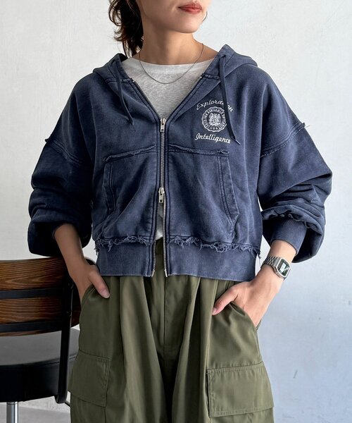 CPCM（シーピーシーエム）の「パウダー加工短丈パーカー（パーカー・レディース・ネイビー/ブラウン/レッド/チャコールグレー・FREE）」の11枚目の写真