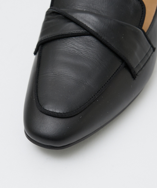 Au BANNISTER（オゥバニスター）の「撥水レザーローファー（ローファー・レディース・ダークブラウン/ブラック/グレイッシュベージュ/シルバー・36/37/38/39/35）」の21枚目の写真