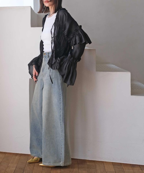 AKTE(アクテ)の「ボリュームティアードブラウス(シャツ/ブラウス・レディース・アイボリー/ブラック・FREE)」の17枚目の写真