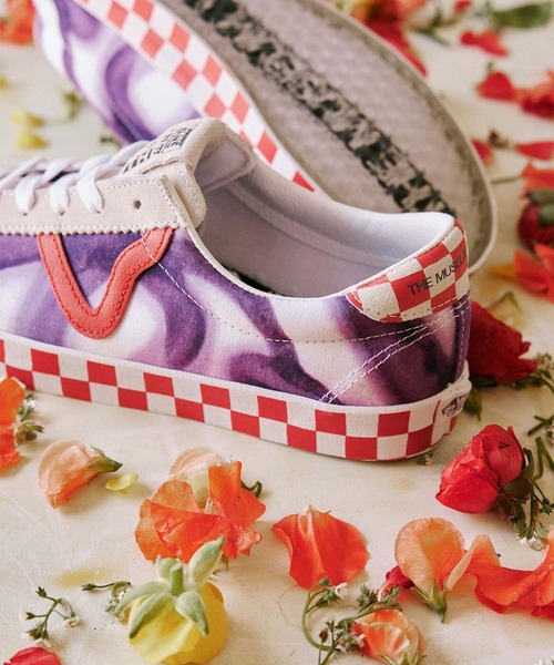 VANS(バンズ)の「THE MUSEUM VISITOR スポーツロー / Sport Low TMV White/Purple VN000D09WHP1(スニーカー・メンズ・パープル・11/4/6/10/9/8.5/9.5/6.5/5/7/7.5/5.5)」の3枚目の写真