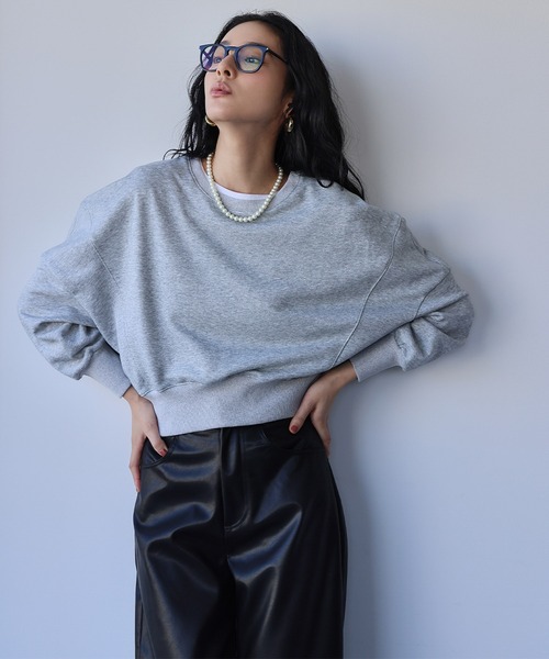 ELFRANK(エルフランク)の「ワンポイント刺繍 ロゴ スウェット プルオーバー カットソー(スウェット・レディース・グレイッシュベージュ/グレー/レッド・L/M)」の5枚目の写真