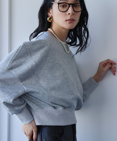 ELFRANK(エルフランク)の「ワンポイント刺繍 ロゴ スウェット プルオーバー カットソー(スウェット・レディース・グレイッシュベージュ/グレー/レッド・L/M)」の6枚目の写真