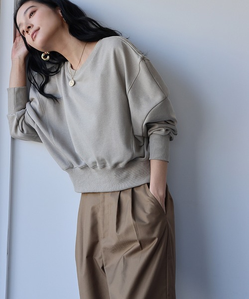 ELFRANK(エルフランク)の「ワンポイント刺繍 ロゴ スウェット プルオーバー カットソー(スウェット・レディース・グレイッシュベージュ/グレー/レッド・L/M)」の11枚目の写真