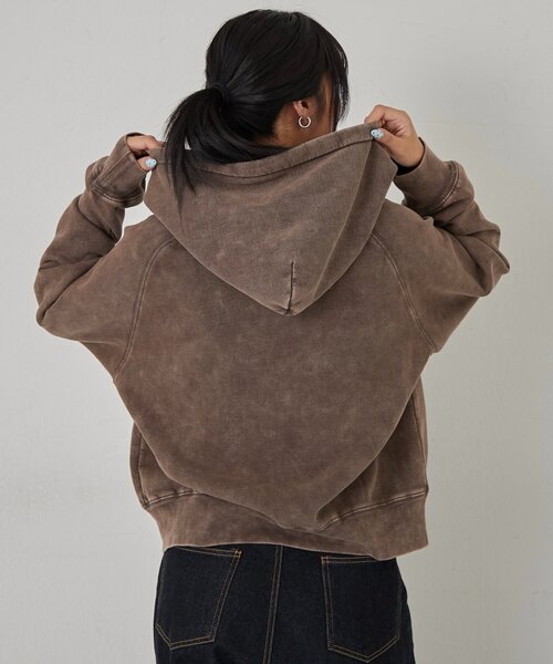 WHO'S WHO gallery（フーズフーギャラリー）の「KOOKYN ケミカルジップパーカー（パーカー・レディース・グレー/チャコールグレー/ブラウン・SMALL/MEDIUM/LARGE）」の11枚目の写真