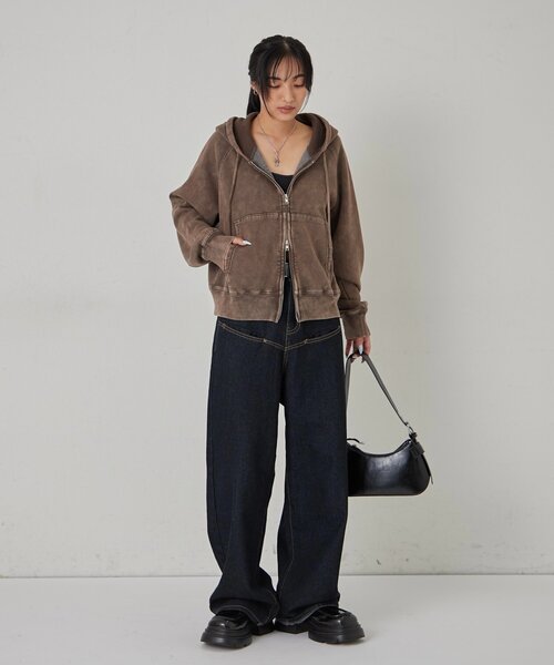 WHO'S WHO gallery（フーズフーギャラリー）の「KOOKYN ケミカルジップパーカー（パーカー・レディース・グレー/チャコールグレー/ブラウン・SMALL/MEDIUM/LARGE）」の12枚目の写真