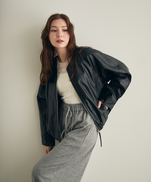 Lunea(ルネア)の「ノーカラーボリュームブルゾン(ブルゾン・レディース・ブラック/ブラウン・FREE)」の12枚目の写真