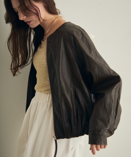Lunea(ルネア)の「ノーカラーボリュームブルゾン(ブルゾン・レディース・ブラック/ブラウン・FREE)」の14枚目の写真