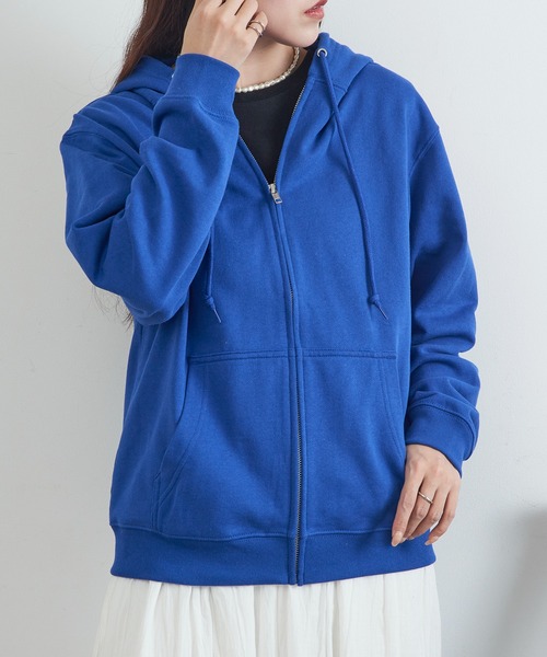 United Athle(ユナイテッドアスレ)の「季節の変わり目にちょうどいい羽織り!【United Athle】8.8オンス オーセンティック スウェット フルジップパーカー 裏パイル 裏毛 ジップアップパーカー オーバーサイズ ビッグシルエット 5397(パーカー・レディース・ブラック/グレー/ダークグリーン/ホワイト/ネイビー/スミクロ/インディゴブルー/ナチュラル/アッシュ/ライトイエロー/ゴールド/バーガンディー/レッド/ヘザーグレー/ブルー/グレイッシュベージュ/チョコ/ライトブルー・S/M/L/XL)」の14枚目の写真