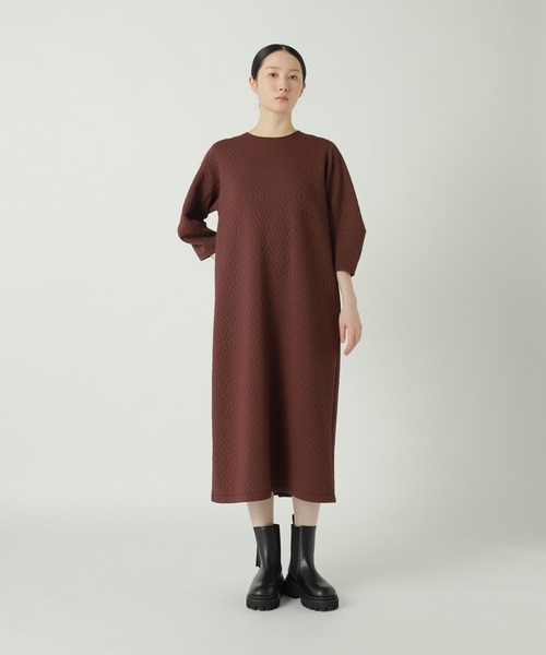 ZUCCa（ズッカ）の「タイルジャガード / ワンピース / S（ワンピース・レディース・ボルドー/ブラック/オフホワイト・M size）」の4枚目の写真