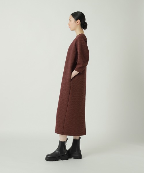 ZUCCa（ズッカ）の「タイルジャガード / ワンピース / S（ワンピース・レディース・ボルドー/ブラック/オフホワイト・M size）」の5枚目の写真