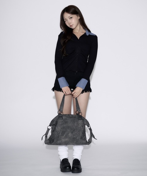tinkerend(ティンカーエンド)の「【ユニセックス】Rivet Boston Bag / リベットボストンバッグ(ボストンバッグ・レディース・スミクロ/ブラウン/ブラック・FREE)」の6枚目の写真