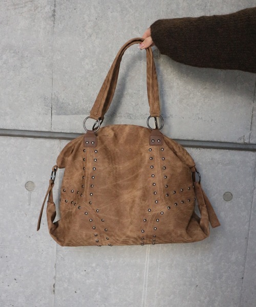 tinkerend(ティンカーエンド)の「【ユニセックス】Rivet Boston Bag / リベットボストンバッグ(ボストンバッグ・レディース・スミクロ/ブラウン/ブラック・FREE)」の10枚目の写真