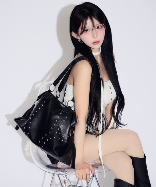 tinkerend(ティンカーエンド)の「【ユニセックス】Rivet Boston Bag / リベットボストンバッグ(ボストンバッグ・レディース・スミクロ/ブラウン/ブラック・FREE)」の20枚目の写真