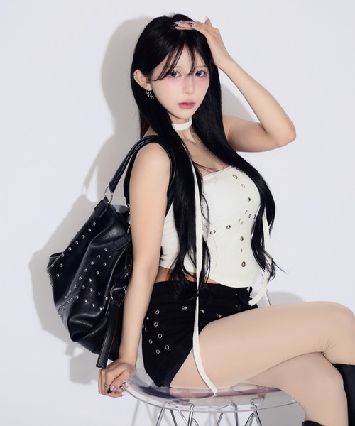 tinkerend(ティンカーエンド)の「【ユニセックス】Rivet Boston Bag / リベットボストンバッグ(ボストンバッグ・レディース・スミクロ/ブラウン/ブラック・FREE)」の21枚目の写真