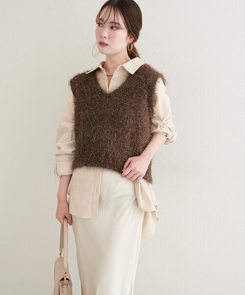 natural couture（ナチュラルクチュール）の「【WEB限定】フェザーヤーンVネックベスト（ベスト・レディース・アイボリー/ブラック/ブラウン・FREE）」の22枚目の写真