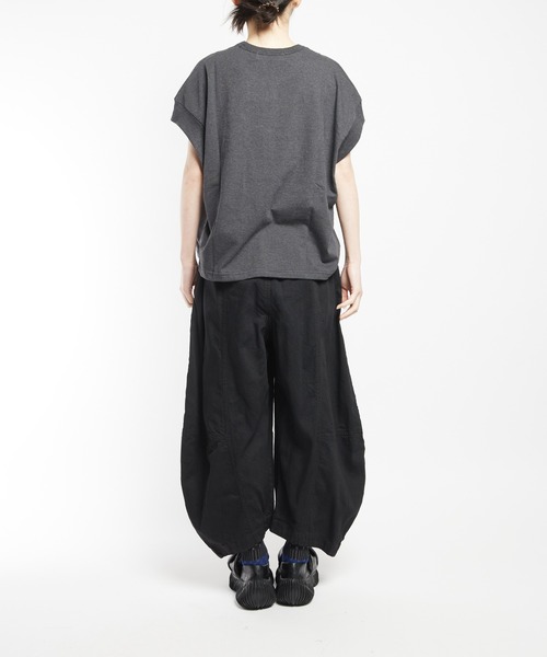 gomme（ゴム）の「デニムバルーンパンツ（デニムパンツ・レディース・インディゴブルー/ブラック/アイボリー・MEDIUM）」の7枚目の写真