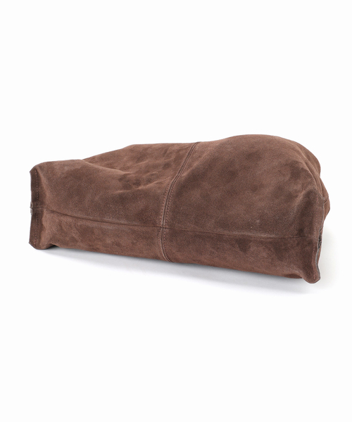 AULENTTI（オウレンティ）の「《追加3》別注【AULENTTI/オウレンティ】スウェードトートバッグ（トートバッグ・レディース・ブラウン・FREE）」の8枚目の写真