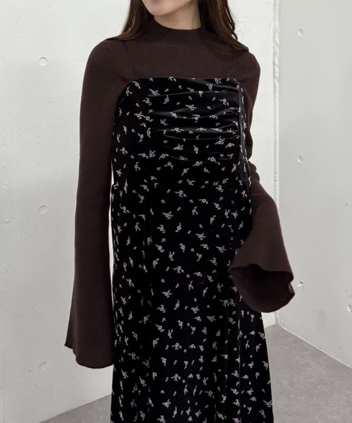 archives（アルシーヴ）の「花柄ベロアキャミワンピース（ワンピース・レディース・ブラウン/ブラック/ブルーグレー・MEDIUM）」の22枚目の写真