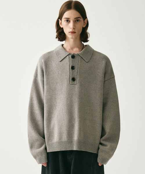 AVANDRESS(アバンドレス )の「Kamen Collar Knit NAVY(ニット/セーター・メンズ・ネイビー・SMALL/MEDIUM)」の2枚目の写真