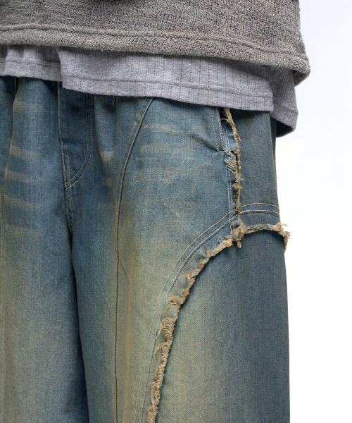 RSSC(アールエスエスシー)の「INCISION WASHING DENIM BERMUDA PANTS - LIGHT DENIM(その他パンツ・レディース・その他・1/2)」の7枚目の写真
