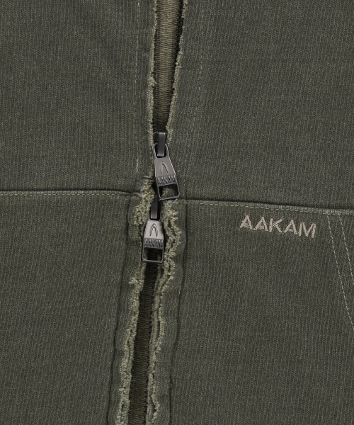 AAKAM（アーカム）の「Vintage Damaged Zip-Up Hoodie (Khaki)（パーカー・レディース・その他・1/2）」の11枚目の写真