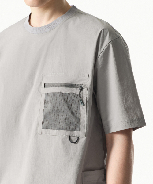 MUSINSA STANDARD（ムシンサスタンダード）の「[シティレジャー] ユーティリティメッシュポケットウーブンTシャツ [ライトグレー]（Tシャツ/カットソー・メンズ・その他・SMALL/MEDIUM/LARGE/X-LARGE/XX-LARGE）」の6枚目の写真