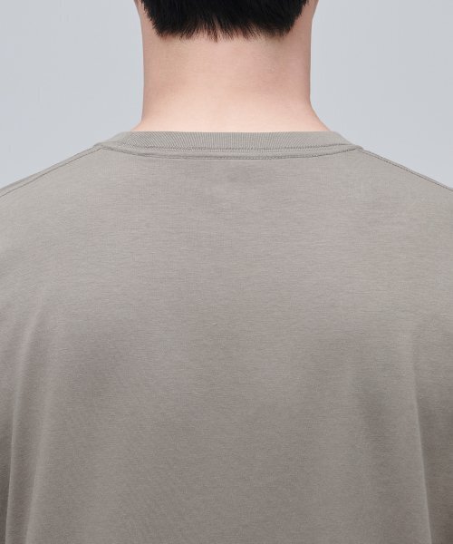 MUSINSA STANDARD（ムシンサスタンダード）の「[クールタンダード] オーバーサイズクルーネックTシャツ [ダスティベージュ]（Tシャツ/カットソー・メンズ・その他・MEDIUM/LARGE/X-LARGE/XX-LARGE/XXX-LARGE）」の5枚目の写真