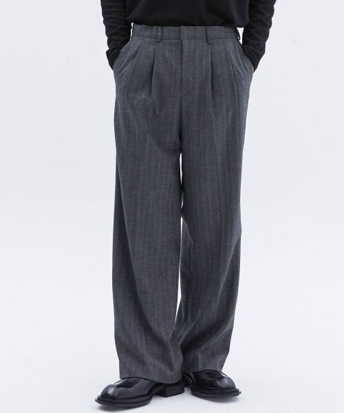 TRIP LE SENS(トリップ ル センス)の「FWコンフォートヘリンボーンスラックス_ライトグレー(スラックス・メンズ・その他・SMALL/MEDIUM/LARGE)」の4枚目の写真