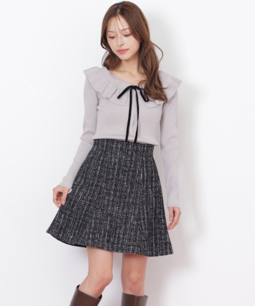 JILL by JILL STUART(ジルバイジルスチュアート)の「◇ラメツィードミニスカート(スカート・レディース・レッド系その他/ホワイト系その他/ブラック系その他・MEDIUM/SMALL)」の2枚目の写真