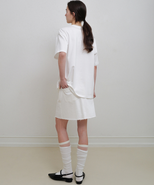 ANDNEEDS(アンドニーズ)の「Cotton twill mini skirt (ivory)(スカート・レディース・その他・SMALL/MEDIUM)」の2枚目の写真