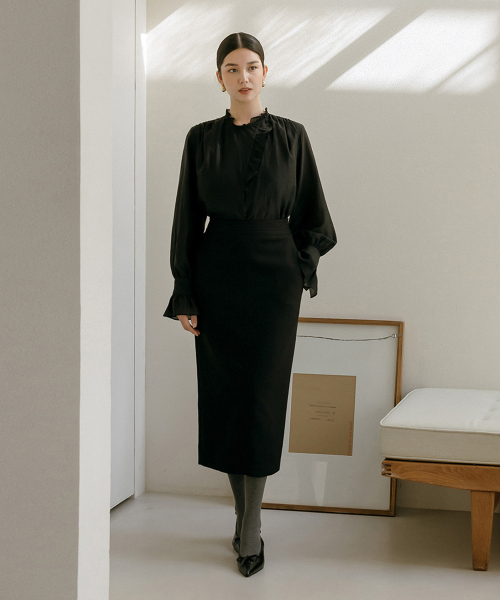 MAYVERU（メイバーユー）の「Novelle Stitch Skirt _ Black（スカート・レディース・ブラック・SMALL/MEDIUM）」の6枚目の写真