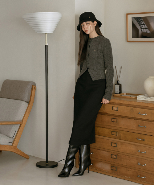 MAYVERU（メイバーユー）の「Novelle Stitch Skirt _ Black（スカート・レディース・ブラック・SMALL/MEDIUM）」の11枚目の写真