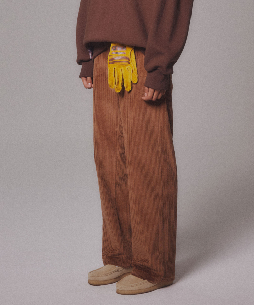 MENASOO(ミナス)の「Corduroy Straight Pants_Brown(その他パンツ・レディース・ブラウン・1/2)」の11枚目の写真