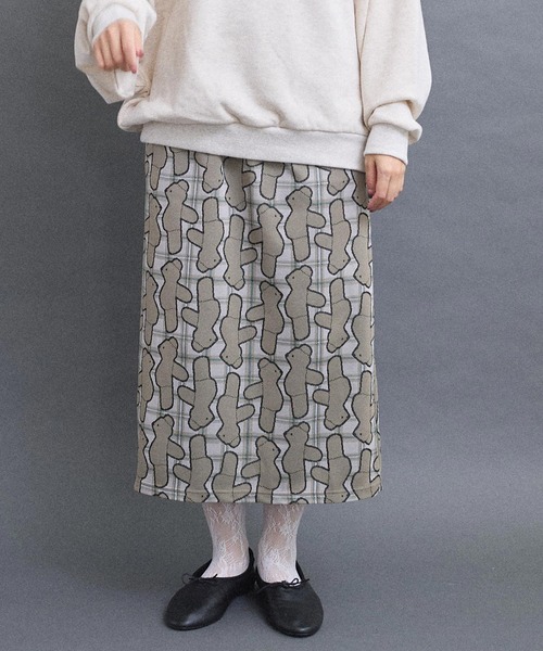 I am I in fact...(アイアムアイインファクト)の「BEAR PATTERN JQ スカート(スカート・レディース・グレー/ベージュ・FREE)」の22枚目の写真
