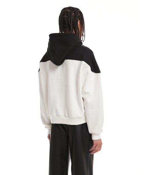 TRUNK PROJECT(トランクプロジェクト)の「White Paneled Hoodie(パーカー・メンズ・ホワイト・LARGE/SMALL/X-SMALL)」の2枚目の写真
