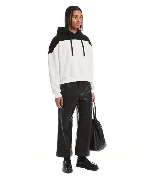 TRUNK PROJECT(トランクプロジェクト)の「White Paneled Hoodie(パーカー・メンズ・ホワイト・LARGE/SMALL/X-SMALL)」の3枚目の写真